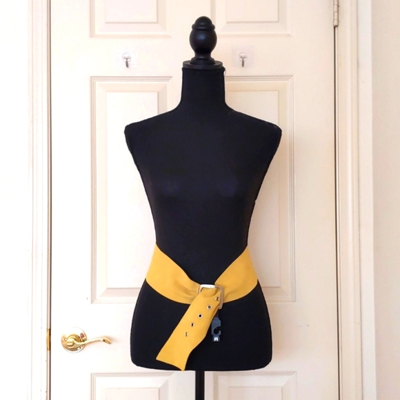 NWT. The Limited Suede Leather Belt with Chrome Belt Buckle. - Picture 1 of 4